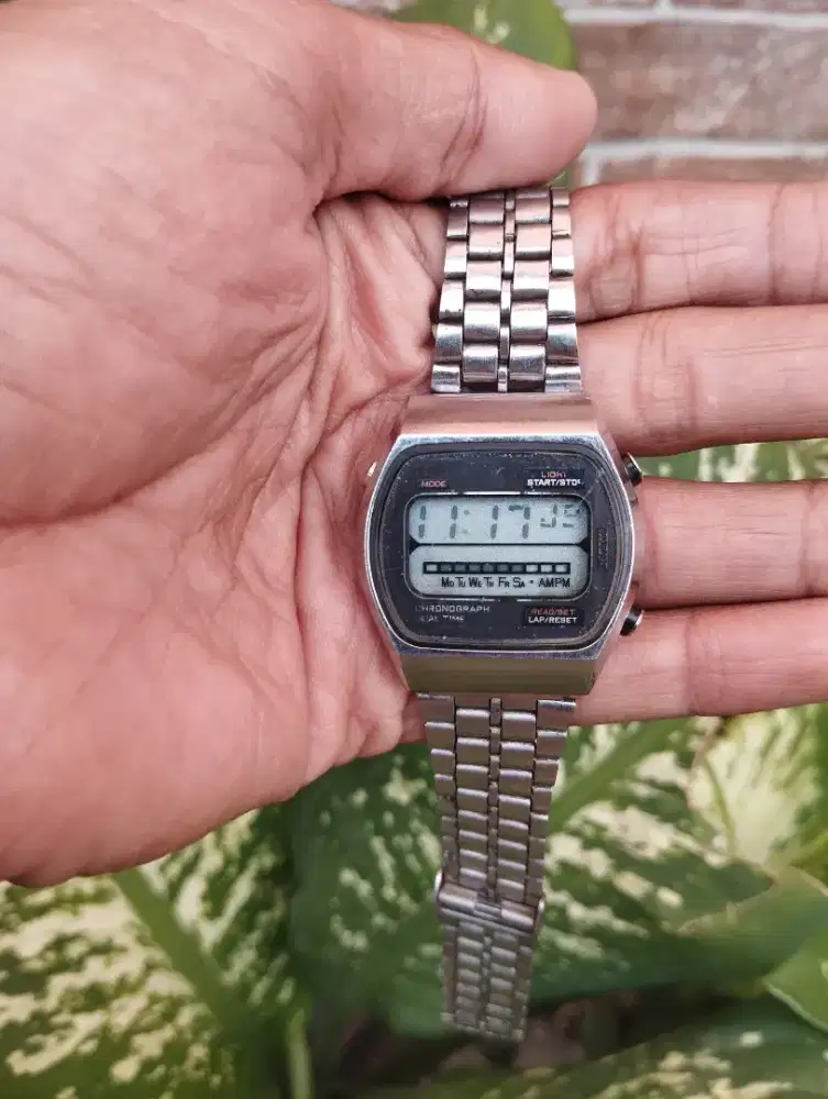 Citizen digital vintage rare