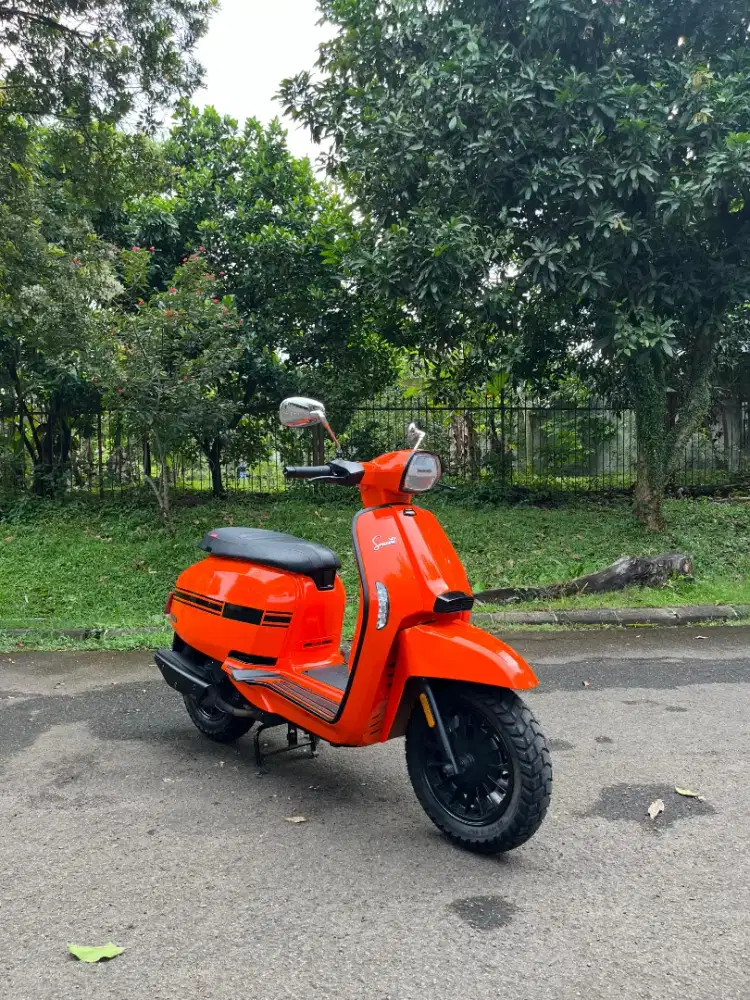 Lambretta vespa V125 Special