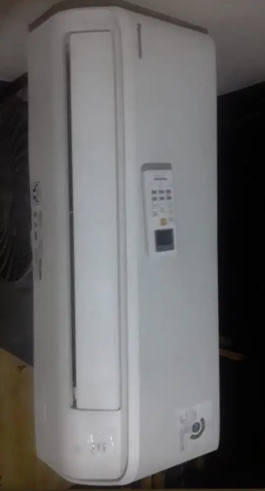 AC PANASONIC 1 PK DAN ADA 2 AC LAINNYA