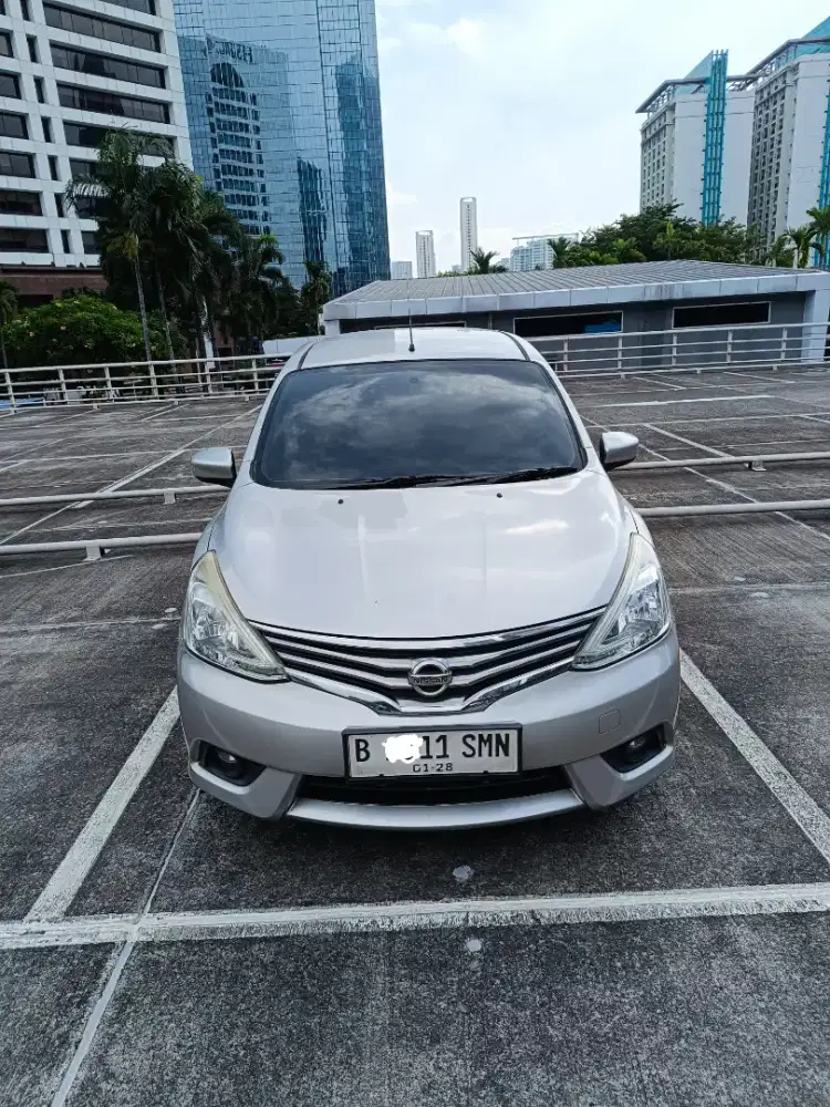 Nissan Grand Livina 1.5 XV MT 2015