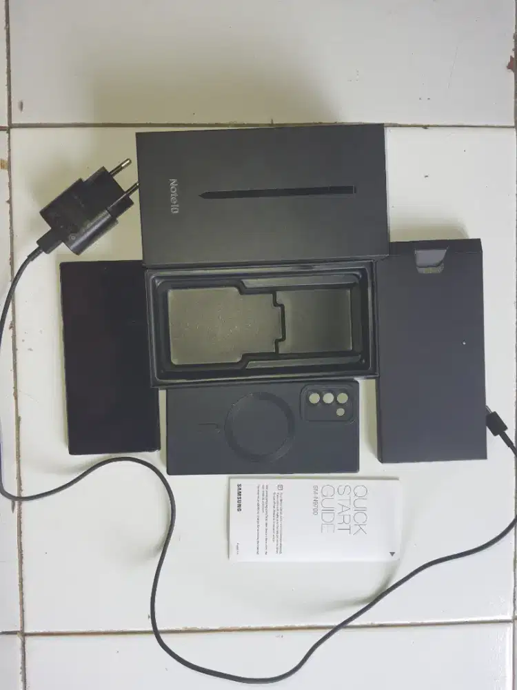Jual Hp Samsung Not 10 fullset masih dipakai sendiri