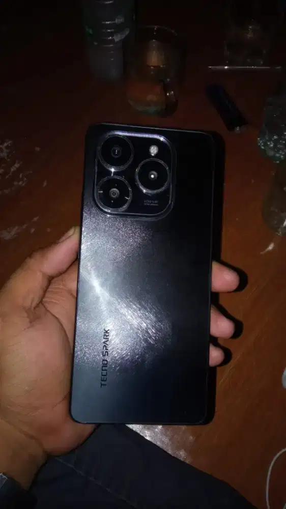 Tecno spark 20 pro  ram 8+8/256 gb support nfc