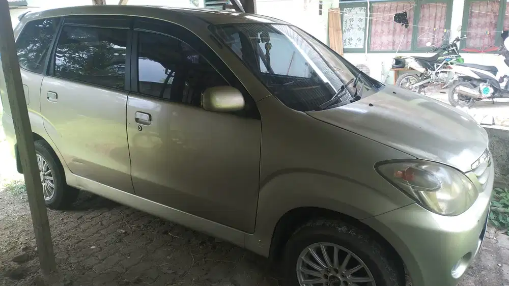 Toyota Avanza 2005 Bensin