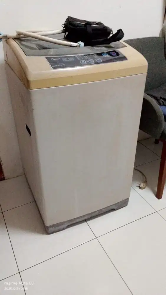 Midea mesin cuci 1 tabung ciputat