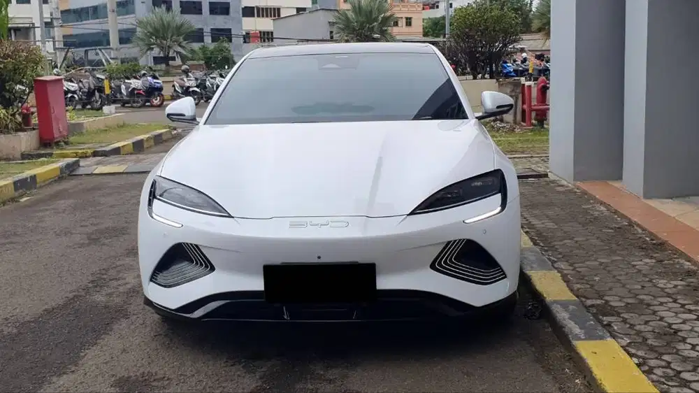 BYD Seal Performance 3.8s AWD Fullspec AT Aurora White 2024 Brand New