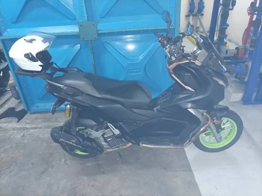 Jual Honda ADV150 tahun 2019 hitam lokasi jaktim