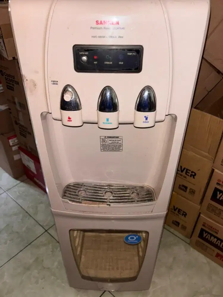 DIJUAL DISPENSER SANKEN TINGGI 3 KRAN – AIR PANAS, DINGIN & NORMAL