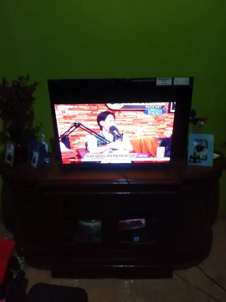 Tv 32 inchi google iffalcon