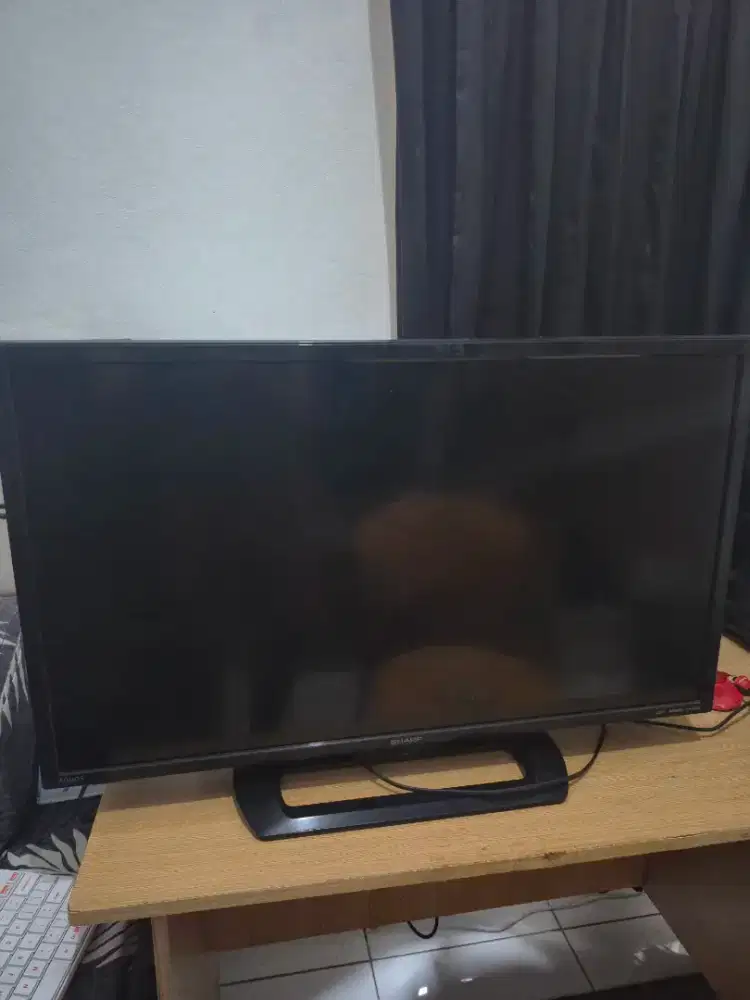 Sharp AQUOS LED TV 32 inch Bonus Andoid TV Box