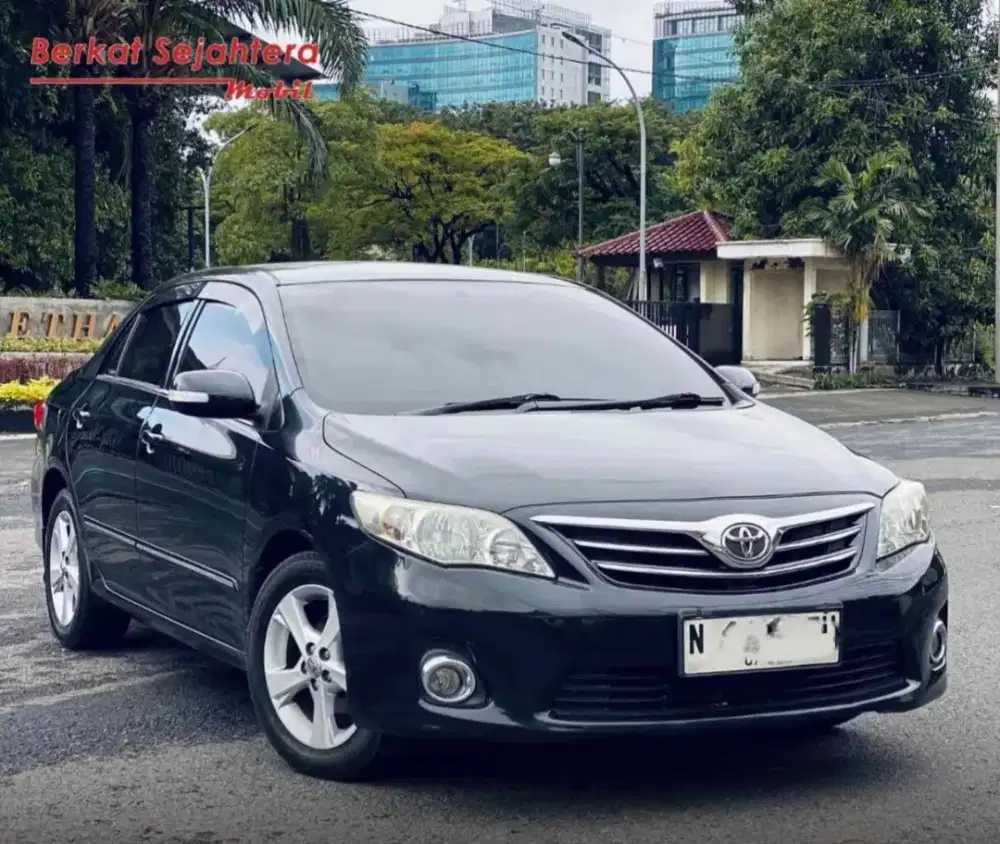 TOYOTA COROLLA ALTIS 1.8 E'2011 MT