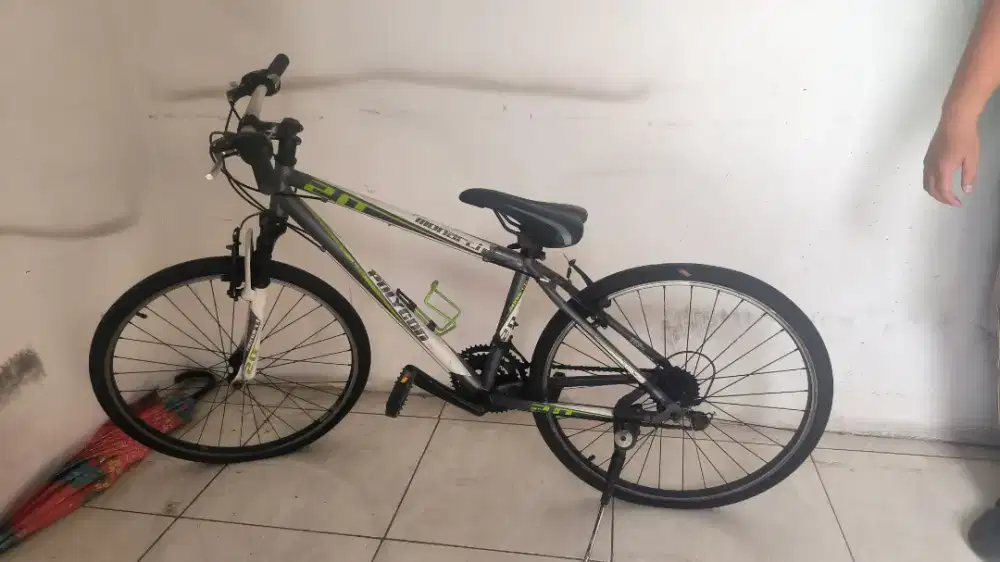 Sepeda Polygon Monarch second  2.0 Ukuran 26