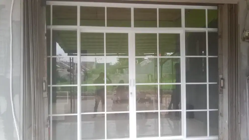 Jual aluminium  pintu sliding  ornament