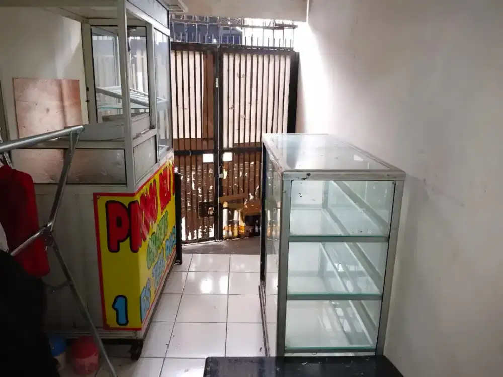Dijual Etalase Kaca Meja / Etalase Display