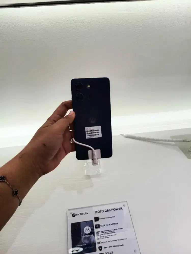 Moto G86 power 8+16 256gb