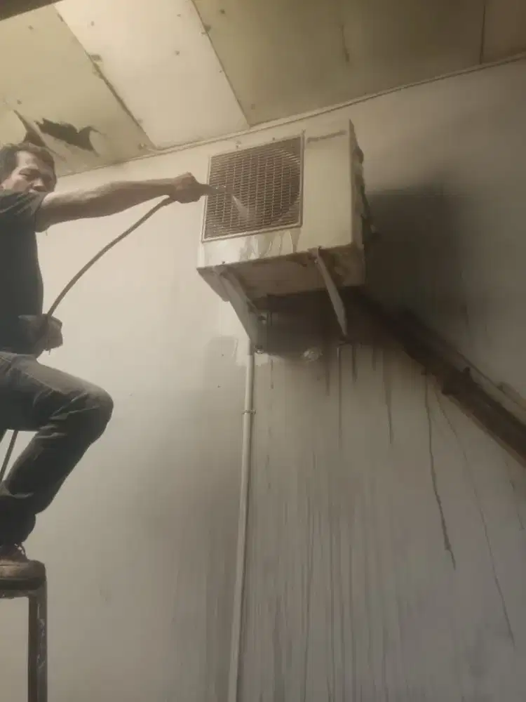 pemasangan AC baru dan bekas serta perbaikan dan maintenance AC anda