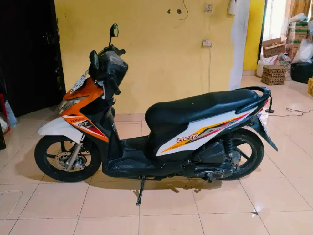 Honda Beat FI 2014 Matic Pajak Hidup Mesin Normal