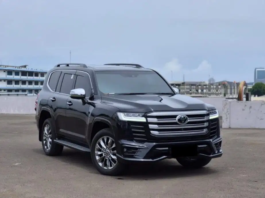 Land Cruiser 300 VXR 2024 ATPM Pemakaian 2025 LC300