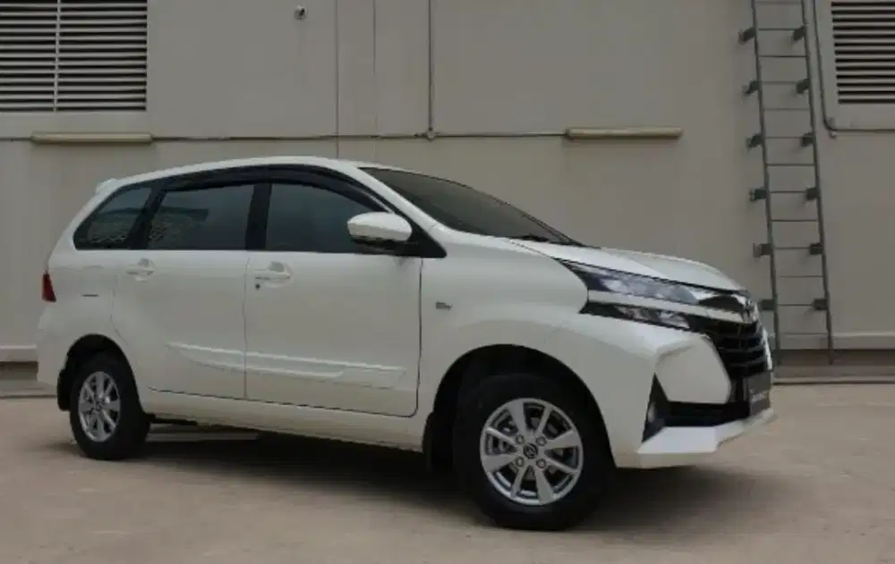 Charter mobil plus Driver siap luar kota