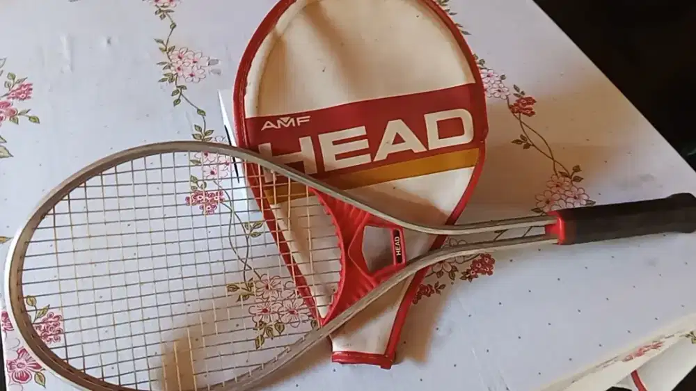 Raket Tenis Lapangan