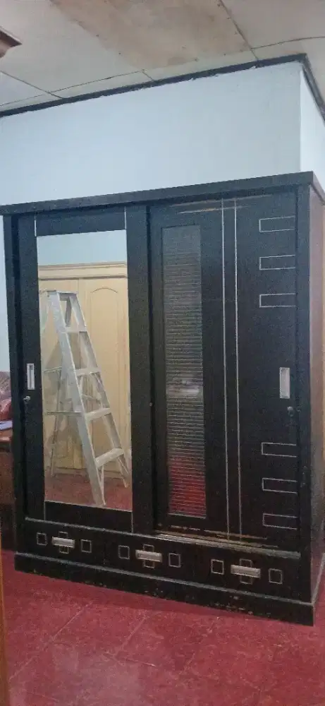 Lemari Baju 2 Pintu Geser