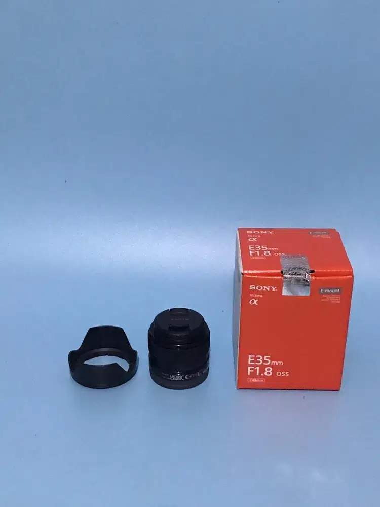 Lensa sony E  35mm f1.8 OSS