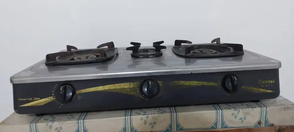 Kompor 2 tungku Rinnai 603 plus selang kepala regulator gas