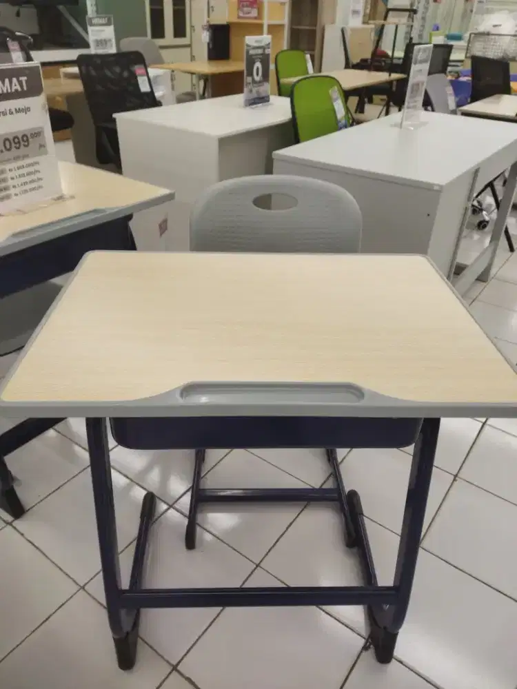 Selma AURIC seat meja & kursi sekolah