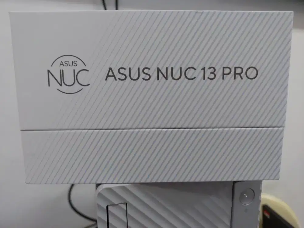 MINI PC ASUS NUC 13 PRO 13ANHH5  CORE I5 -13420H