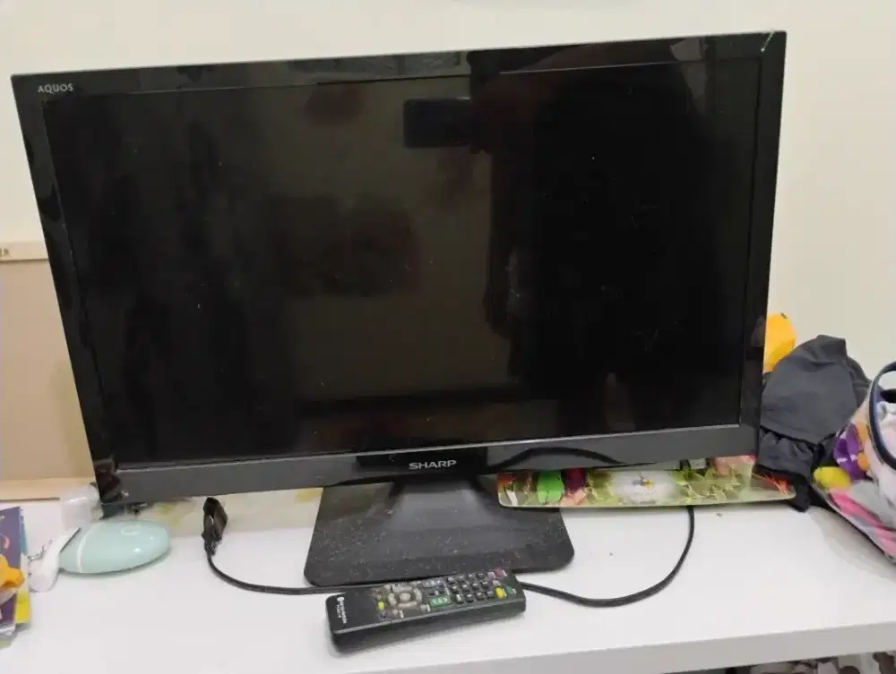 Tv sharp 22 inch