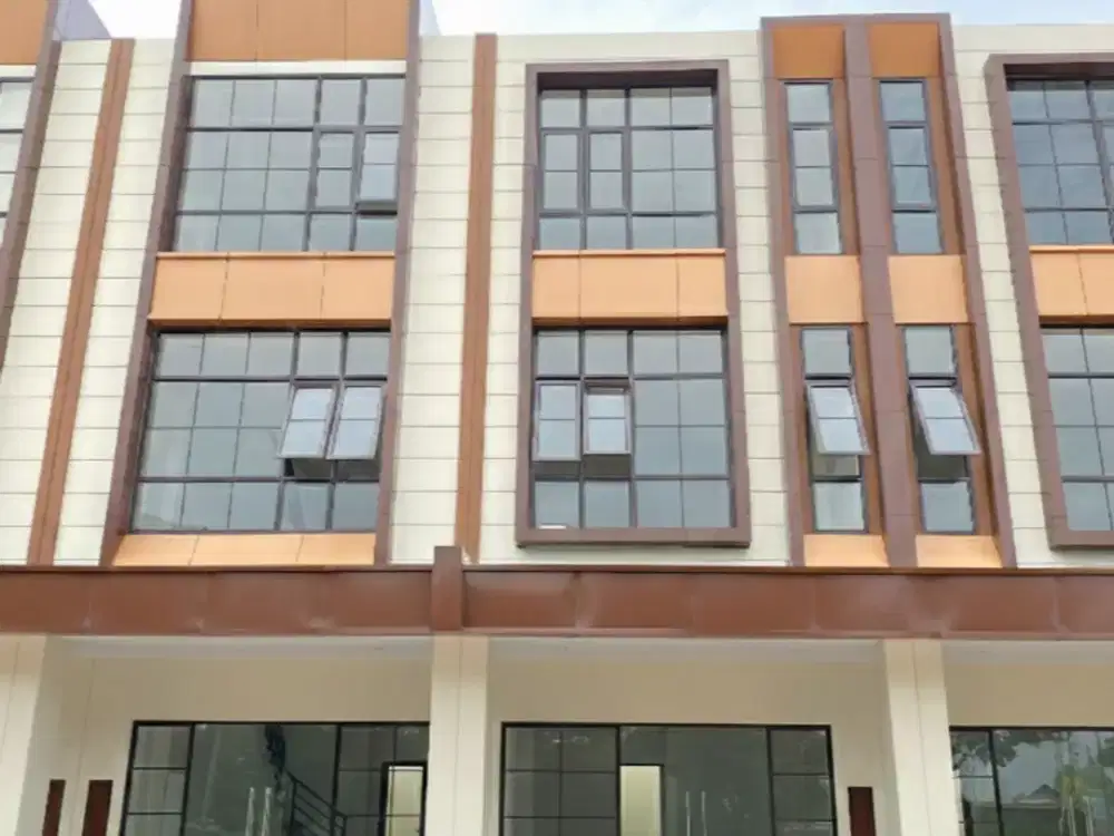 Ruko Conifera 3lt 10x15 150m Metland Menteng Cakung Jakarta Timur