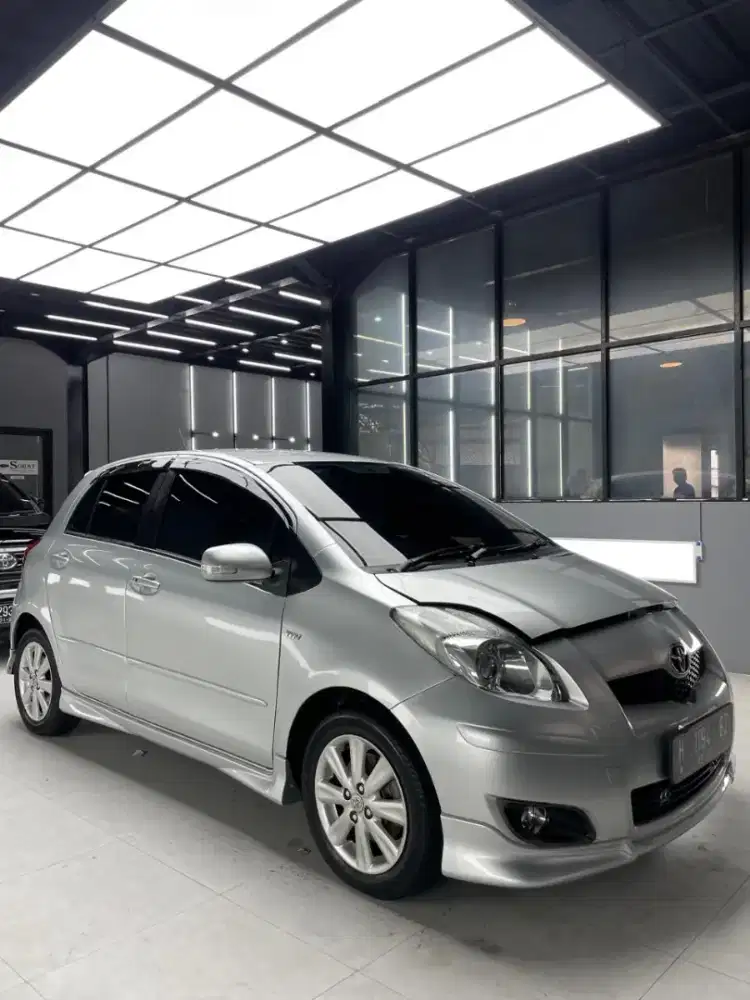 Yaris S Limited matic