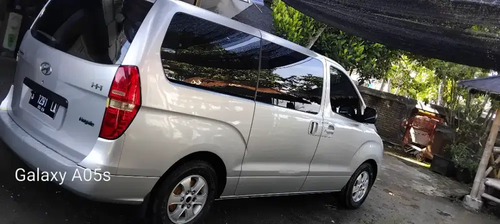 Hundyai H1 Disel Manual 2011