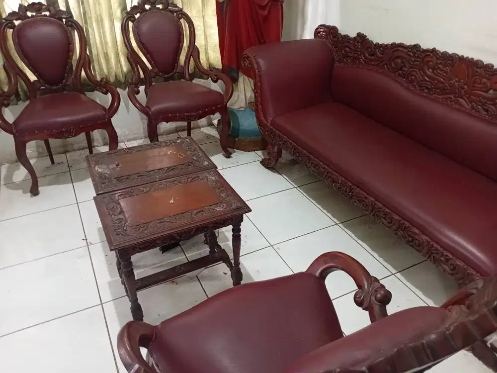 Rumah 2 lantai dijual tanpa perabot, butuh uang