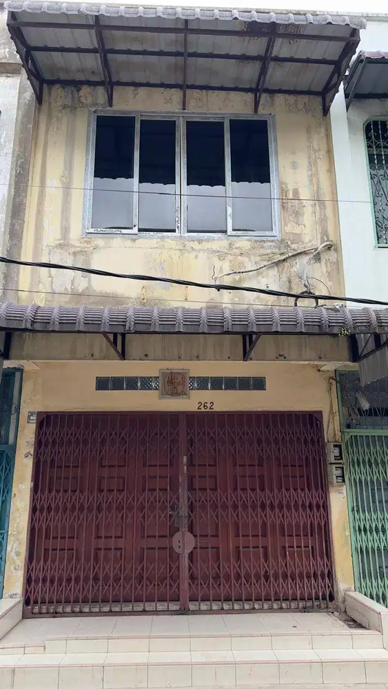 Di Jual Rumah siap huni Baru Renovasi 2 lantai