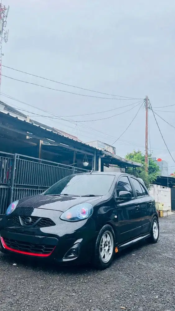 Nissan March 2013 Bensin