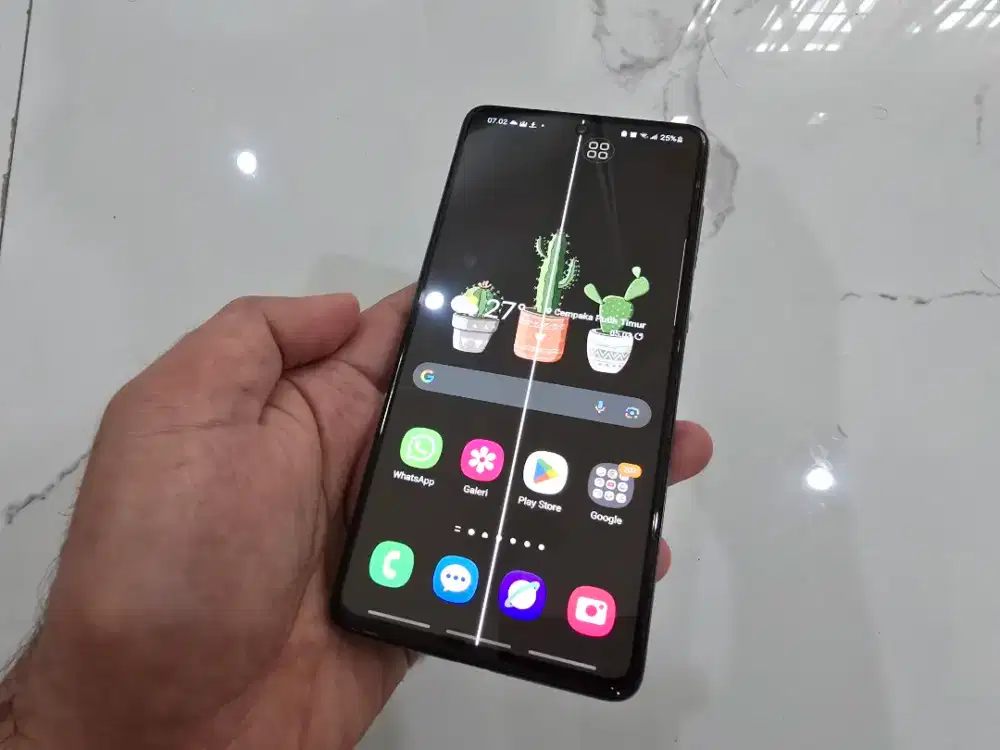 Dijual Samsung A71 NFC 8/128 GB plus casing