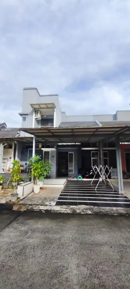 Rumah di jual BU di Serpong garden 2