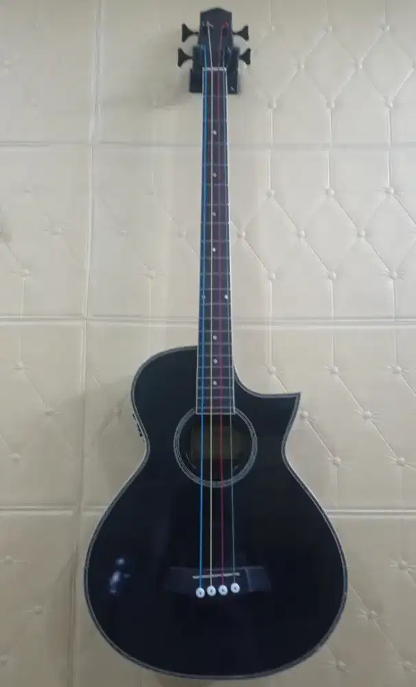 Bass akustik electric Ibanez