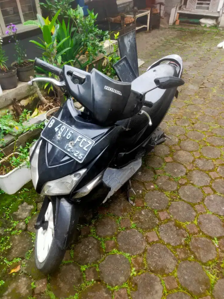 Honda vario 110 th 2010 karbu