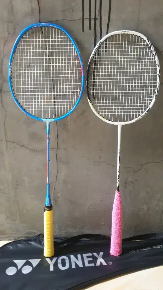 Raket yonex astrox 99 pro dan duora 10
