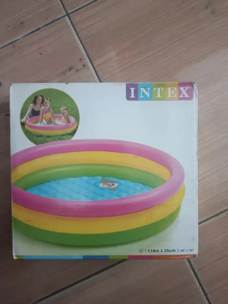 Balon kolam renang model bulat 3 ring