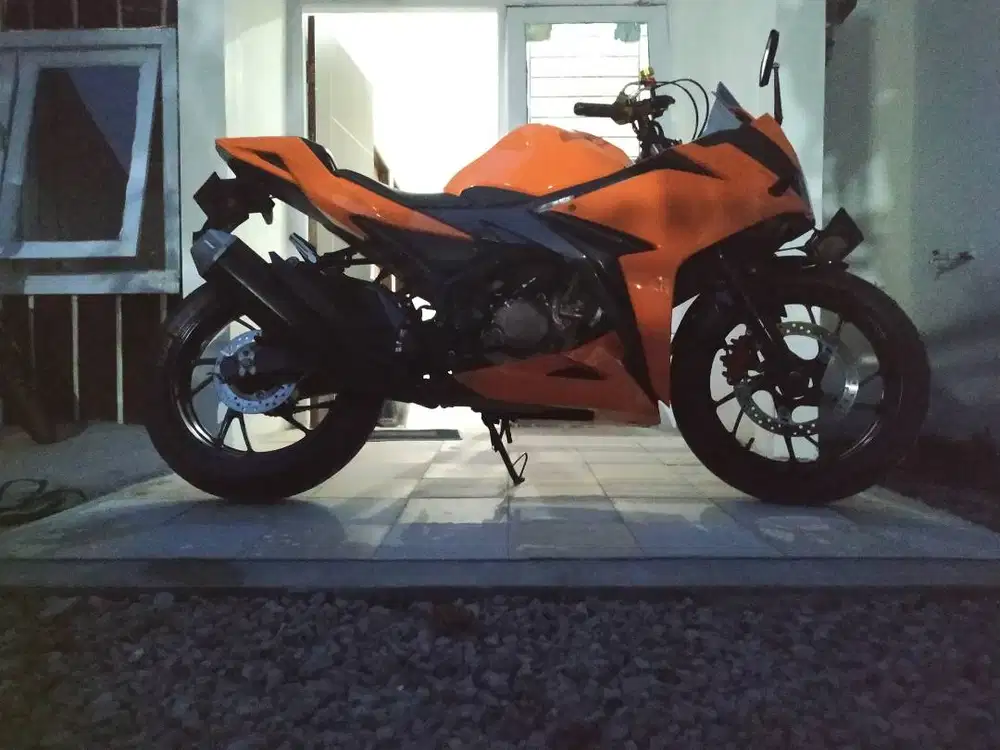 Cbr 150 mulus, lengkap