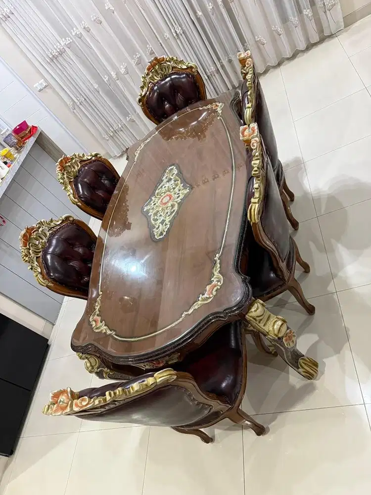 Dijual 1 set meja n kursi makan Jati