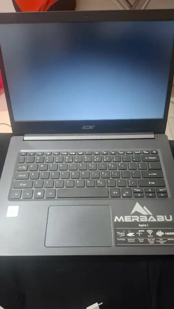Acer Aspire 5 i3 ram 8gb ssd 512