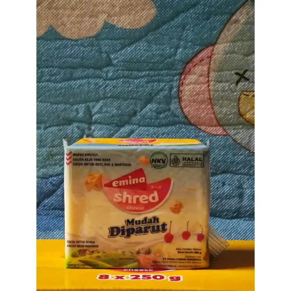 Keju parut emina shared 250