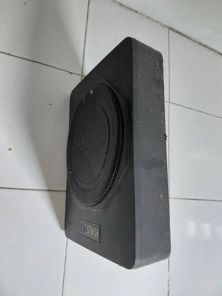 Subwoofer slim carman Cr-1018 slim10 inch, pas untuk di Mobil