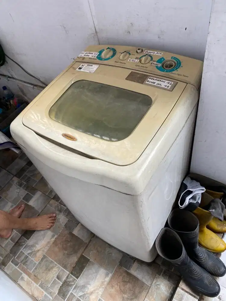 Di jual mesin cuci Samsung Kondisi Normal