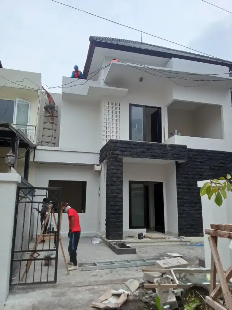 Dijual rumah di by pass ngurah rai sanur lantai 2