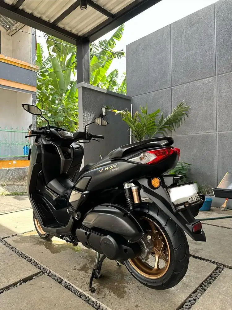 NMAX Keyless connected low KM