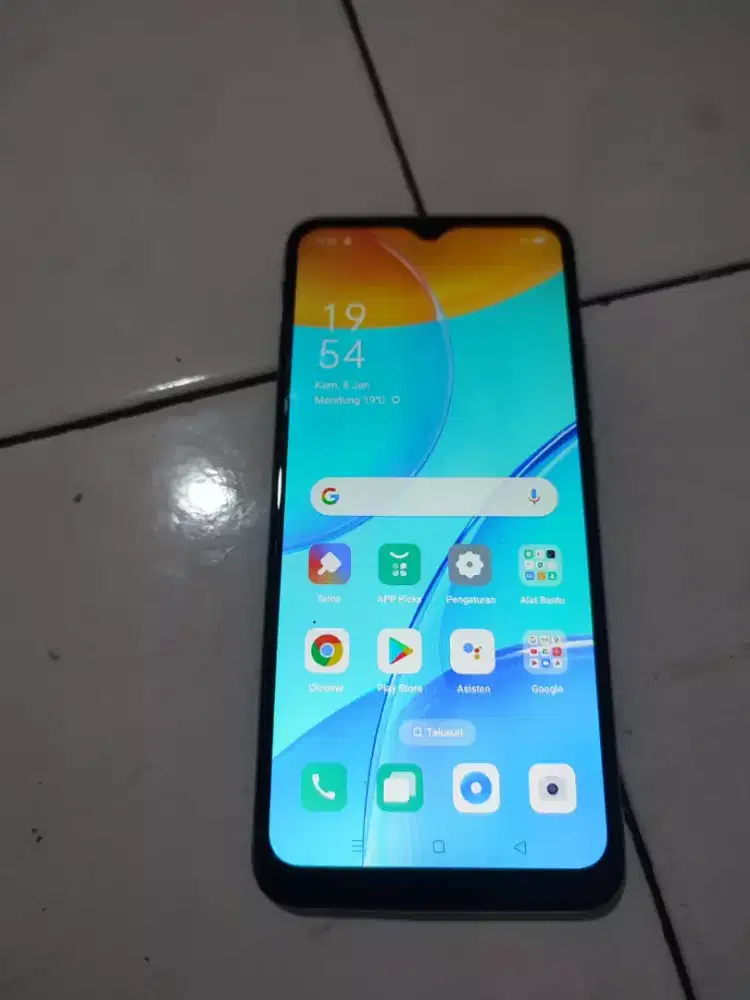 Mau dijual hp oppo A15, ram 3/32 , unit hp plus kabel charger aja